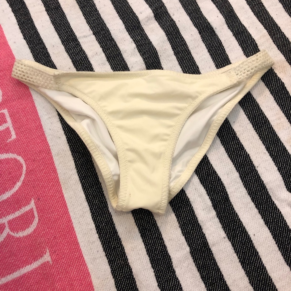 Victoria’s Secret bathing suit swimsuit